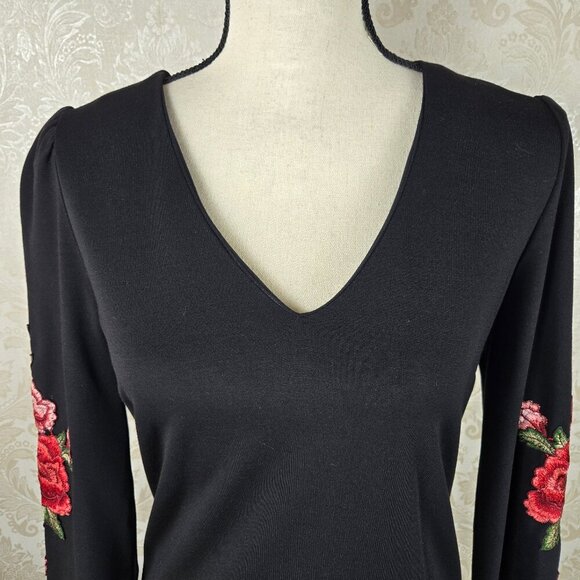 Reserved Size Small Black V-neck Bodycon Dress Rose Embroidered Long Sleeves - Picture 2 of 12